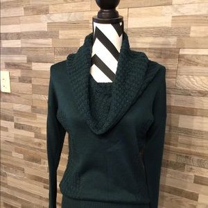 Emerald green sweater